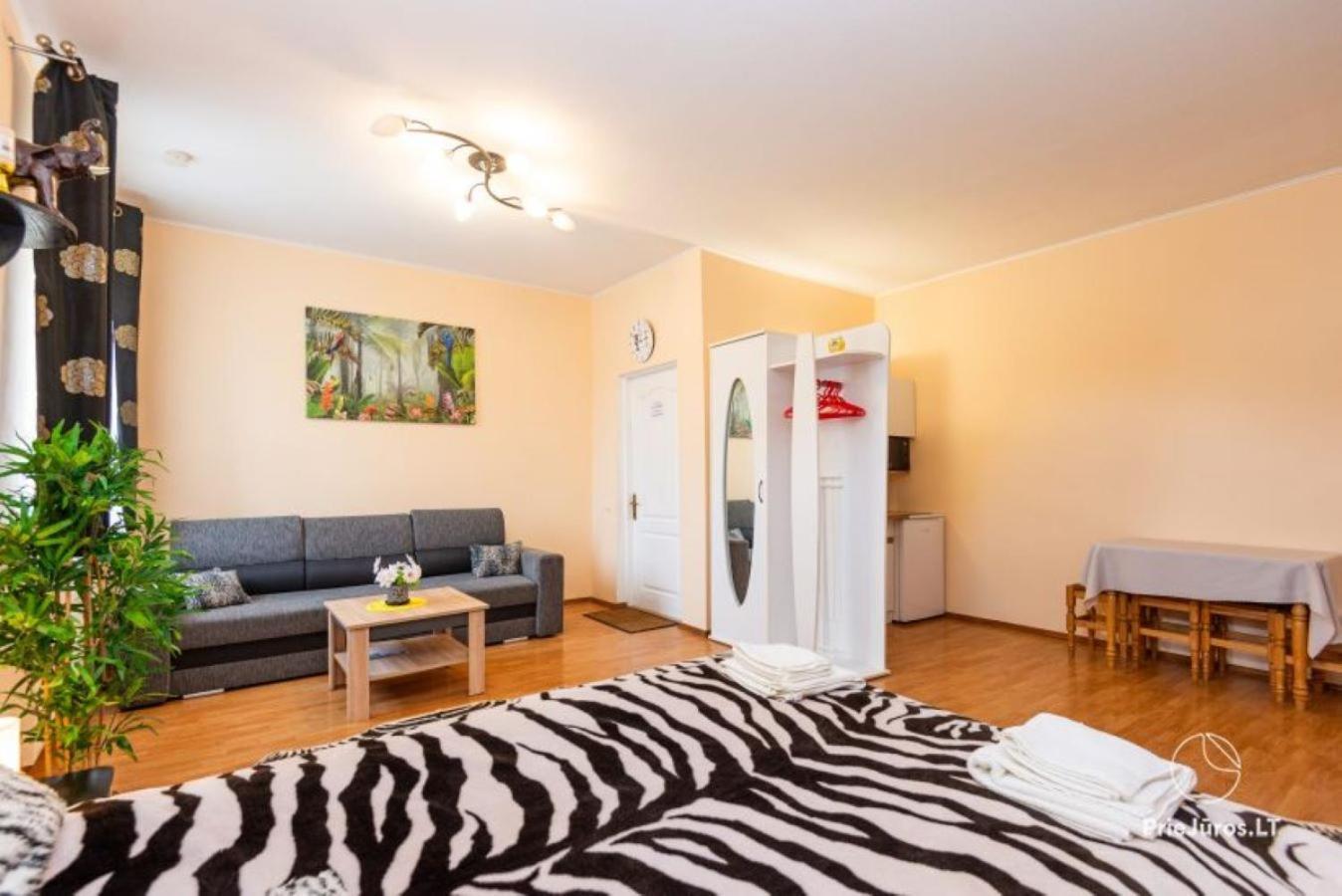 Apartamentai Pas Regina Palanga Dış mekan fotoğraf